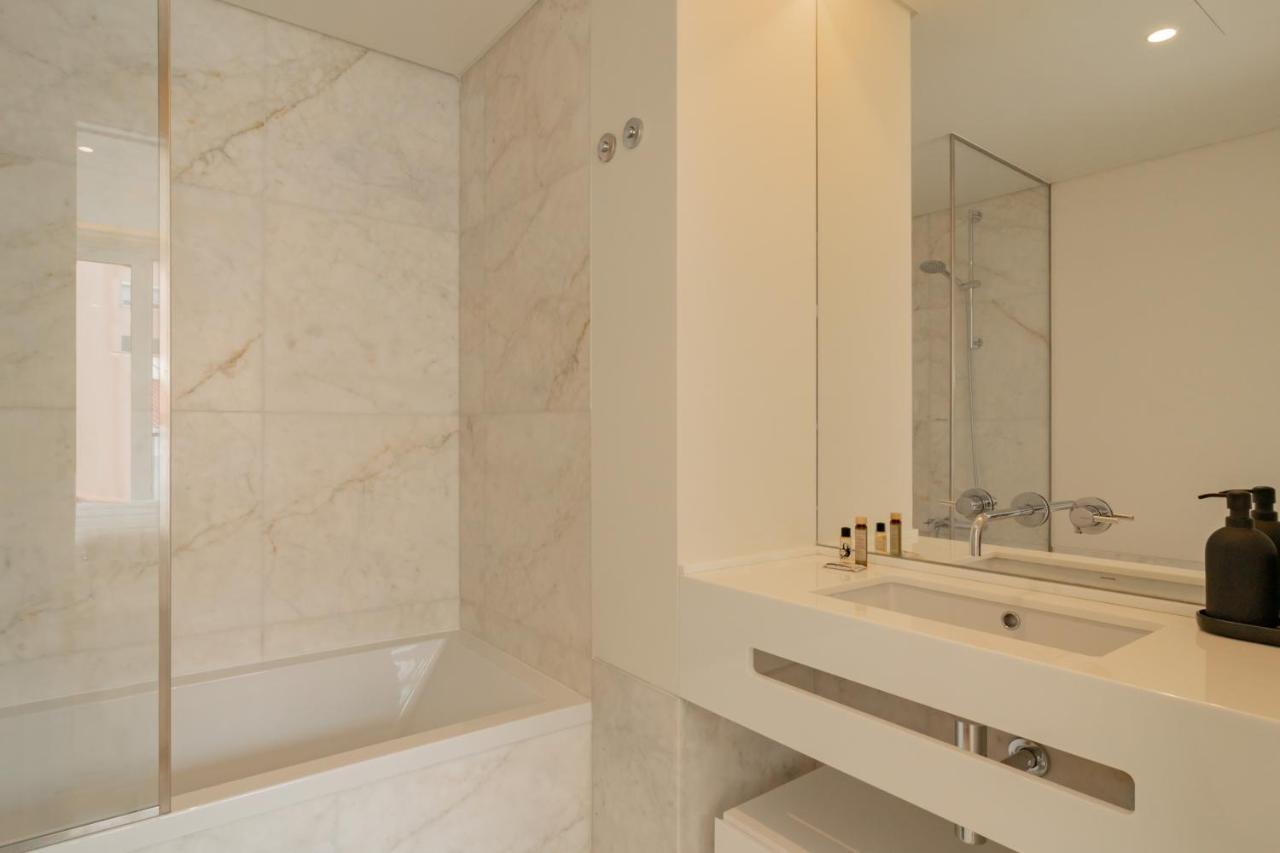 Bright 1 Bdr W/ Pool View By Lovelystay Apartamento Lisboa